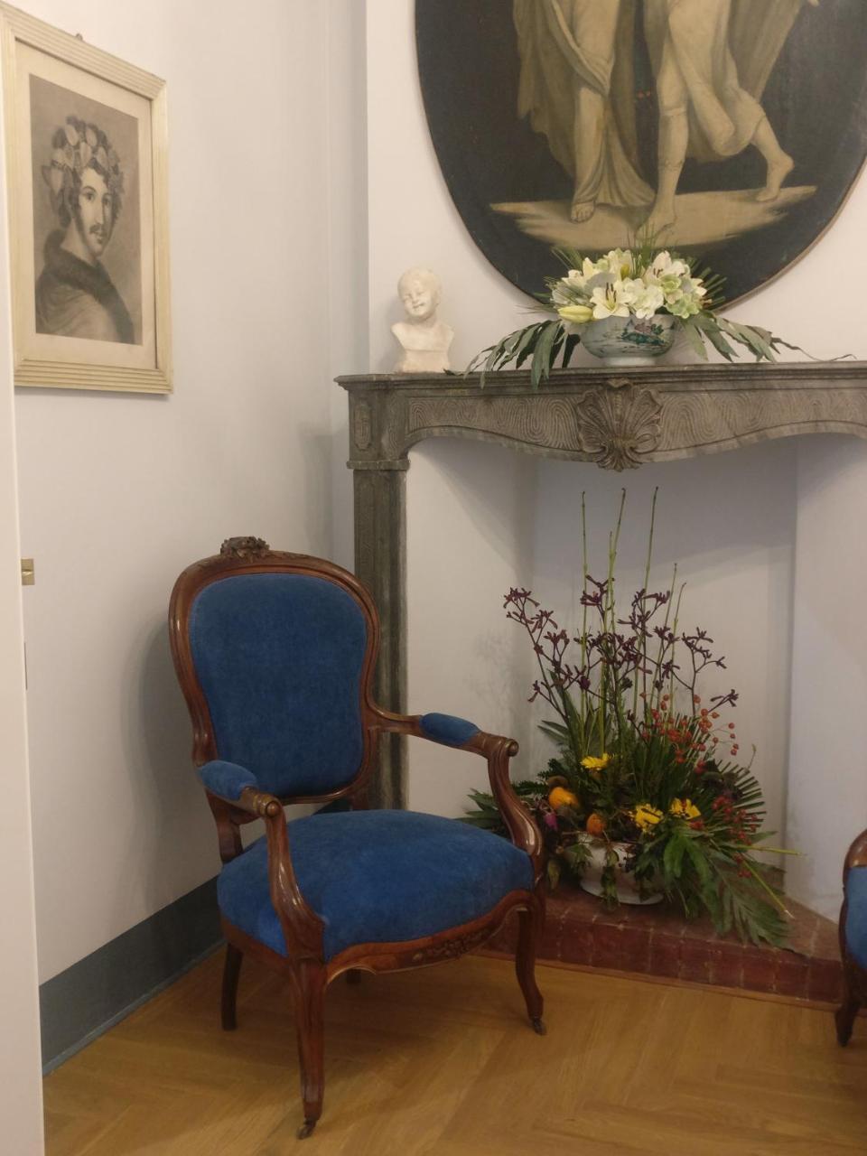 B&B "La Bottega D'Arte" Carrara Exterior foto