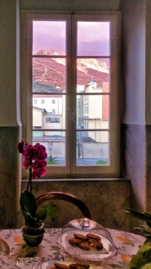 B&B "La Bottega D'Arte" Carrara Exterior foto